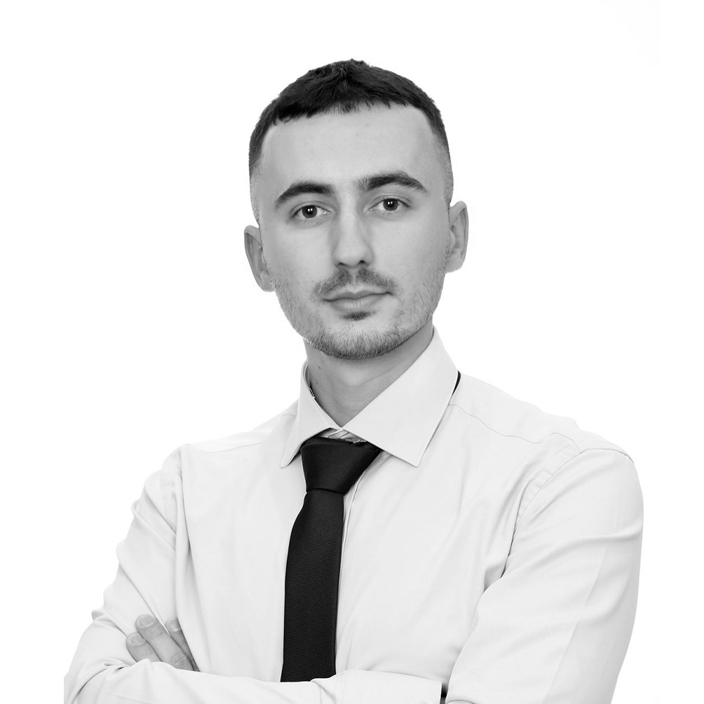 Foto e Ledjo Zeneli